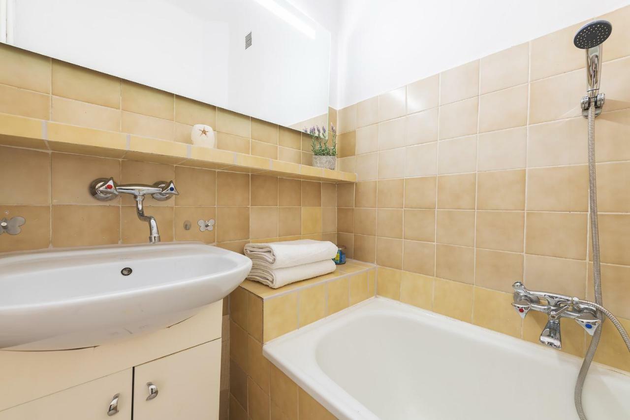 Zbawiciela Square P&O Serviced Apartments Varsovie Extérieur photo